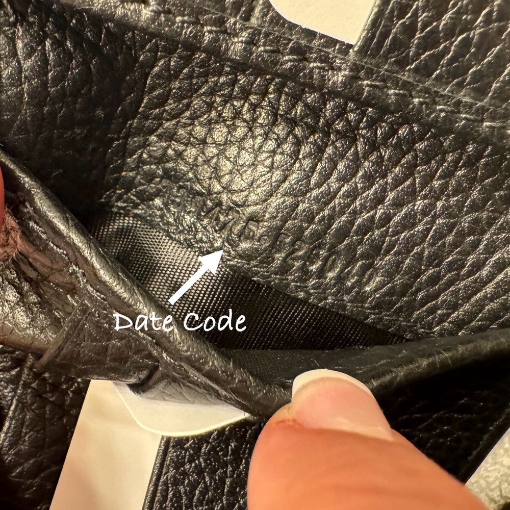 GUCCI ☆ Jumbo GG Wallet ☆ Black ☆ NEW ꨄ W/dust-bag - Picture 10 of 10